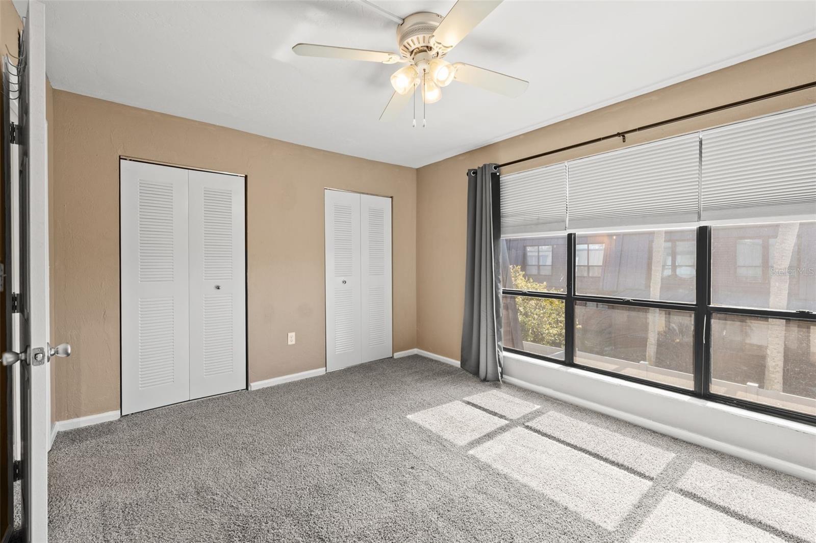 Image 14 of 29 For 1836 Crystal Lake Drive 44