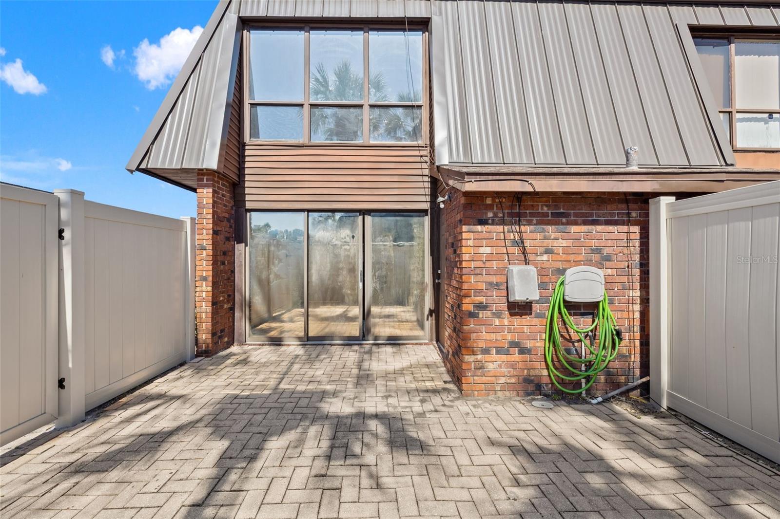 Image 23 of 29 For 1836 Crystal Lake Drive 44