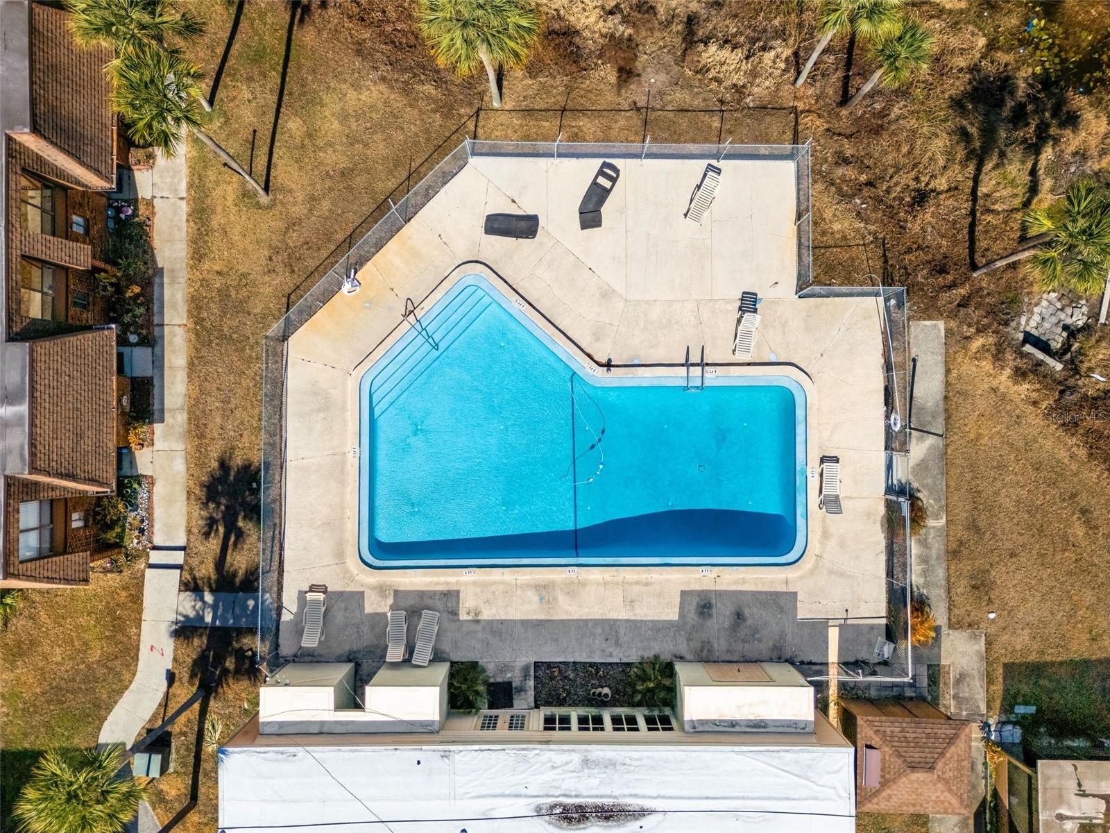 Image 28 of 29 For 1836 Crystal Lake Drive 44