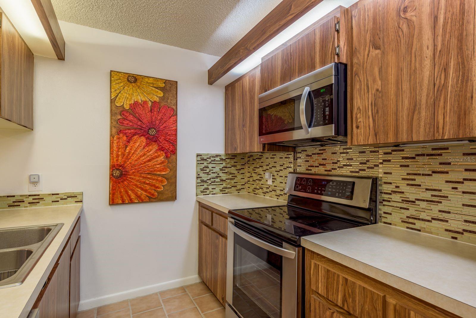 Image 12 of 42 For 2702 14th Court