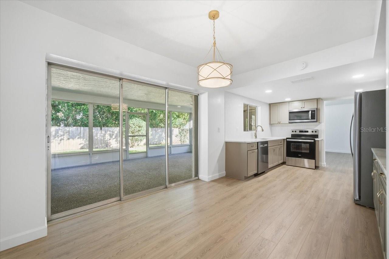 Image 19 of 46 For 16113 Tampa Street