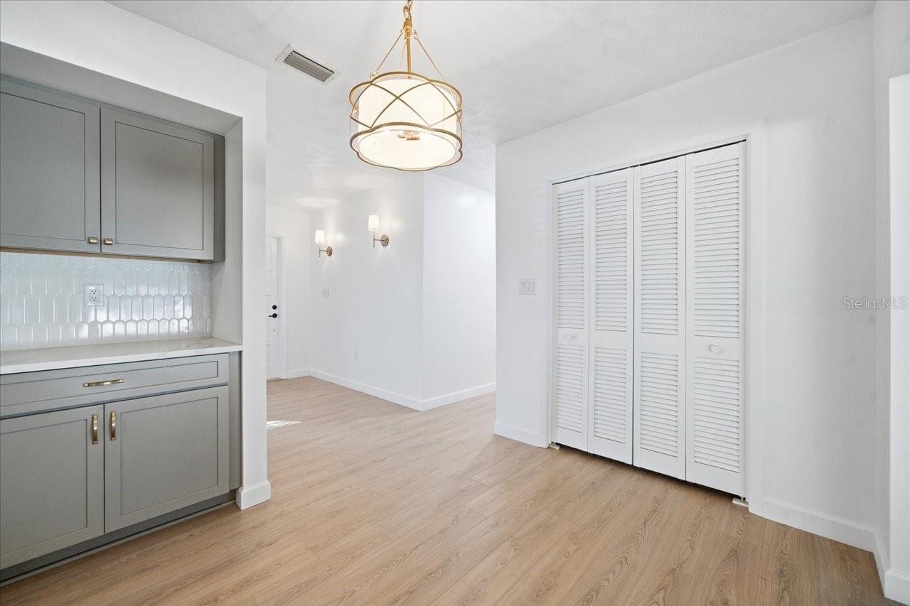 Image 20 of 46 For 16113 Tampa Street