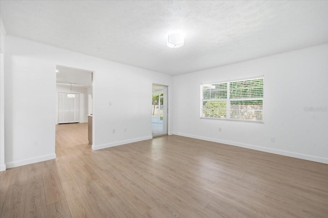 Image 23 of 46 For 16113 Tampa Street