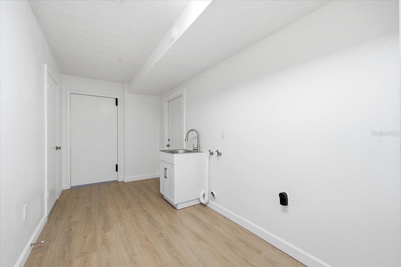 Image 30 of 46 For 16113 Tampa Street