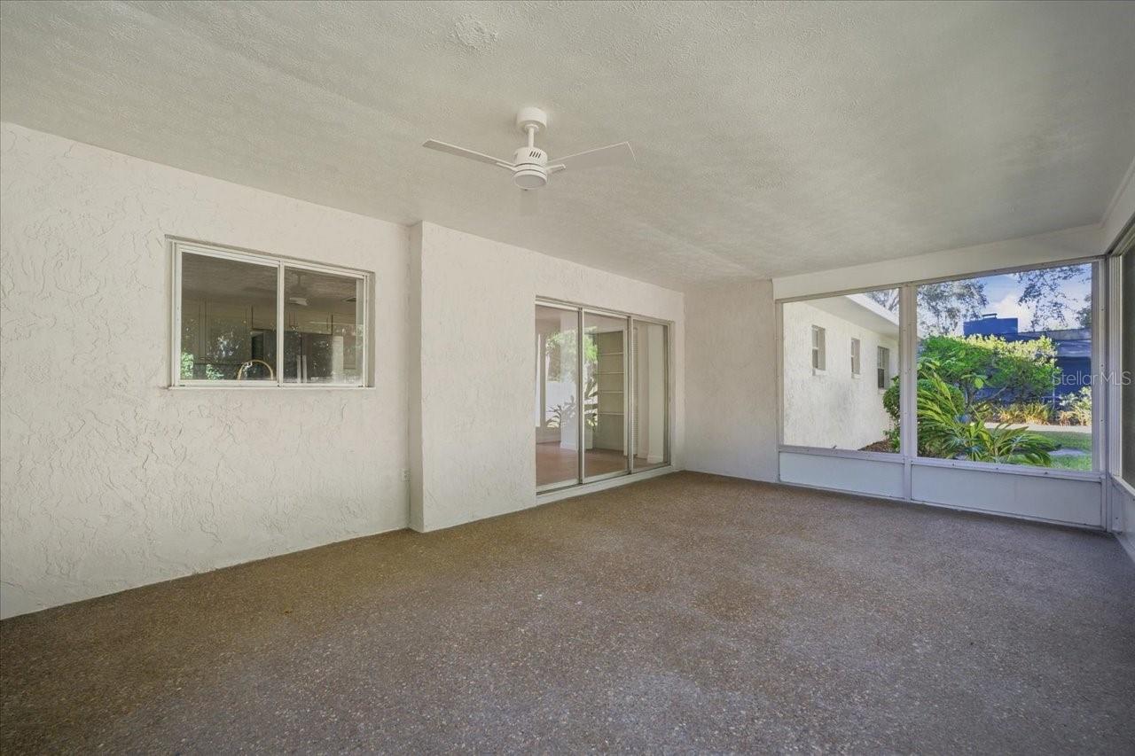 Image 42 of 46 For 16113 Tampa Street