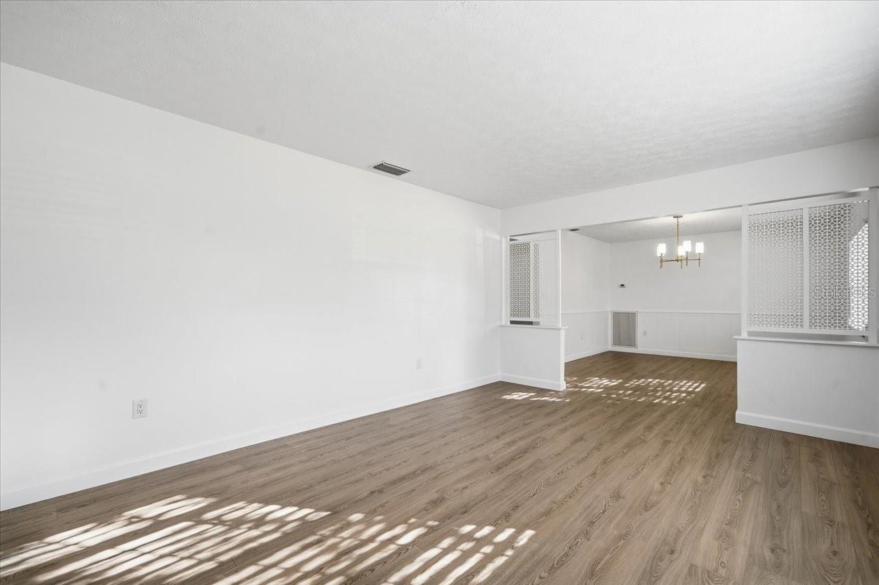 Image 6 of 46 For 16113 Tampa Street