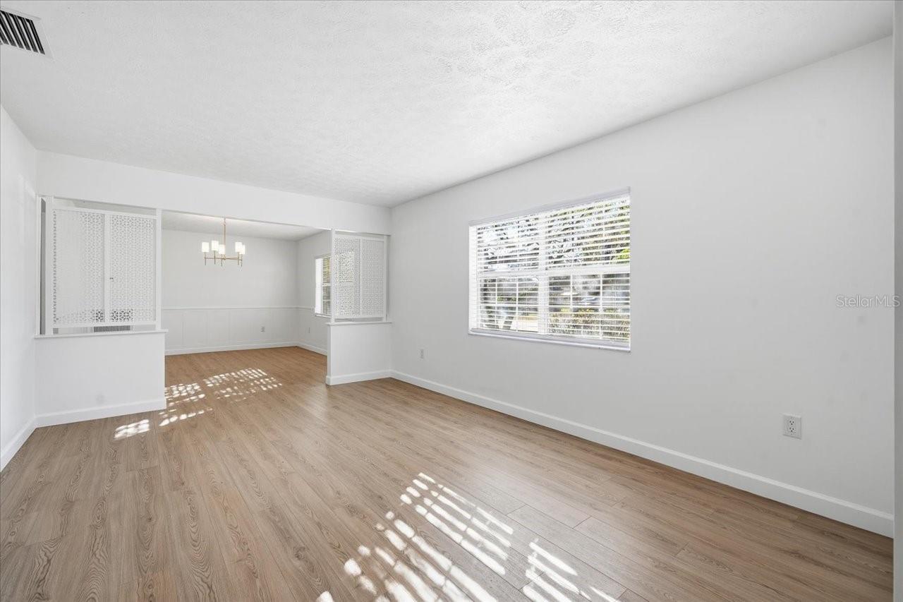 Image 7 of 46 For 16113 Tampa Street