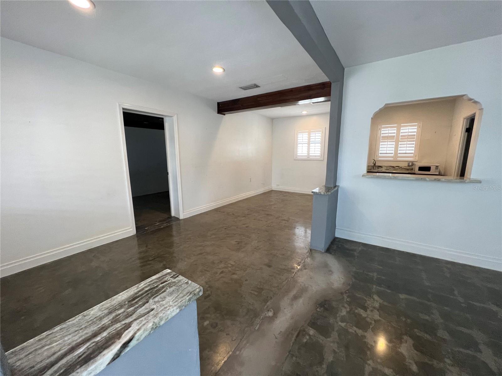 Image 7 of 16 For 2323 Aileen Street Bldg 2