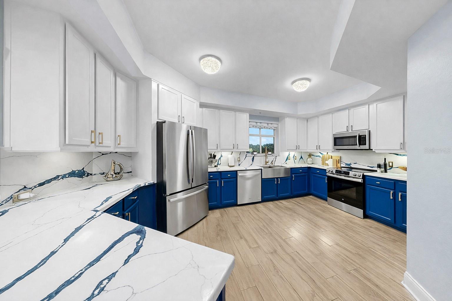 Listing photo id 15 for 12033 Gandy Boulevard N 133