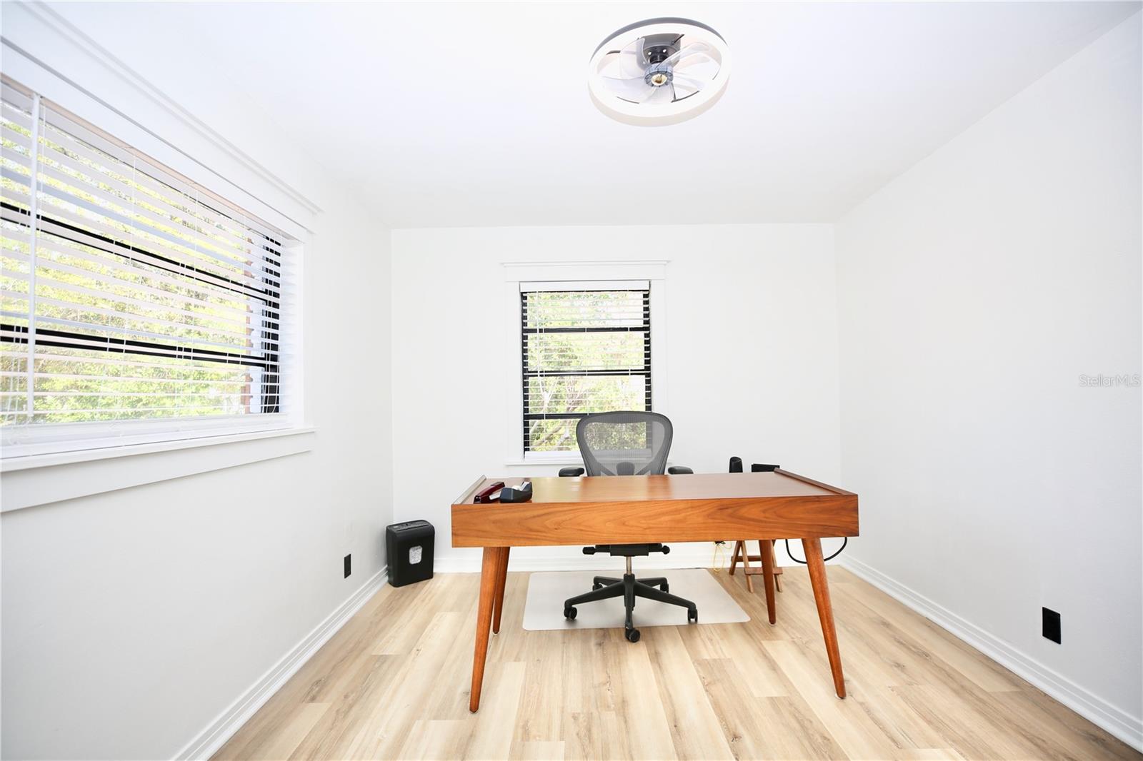 Image 26 of 34 For 4304 Thatcher Avenue