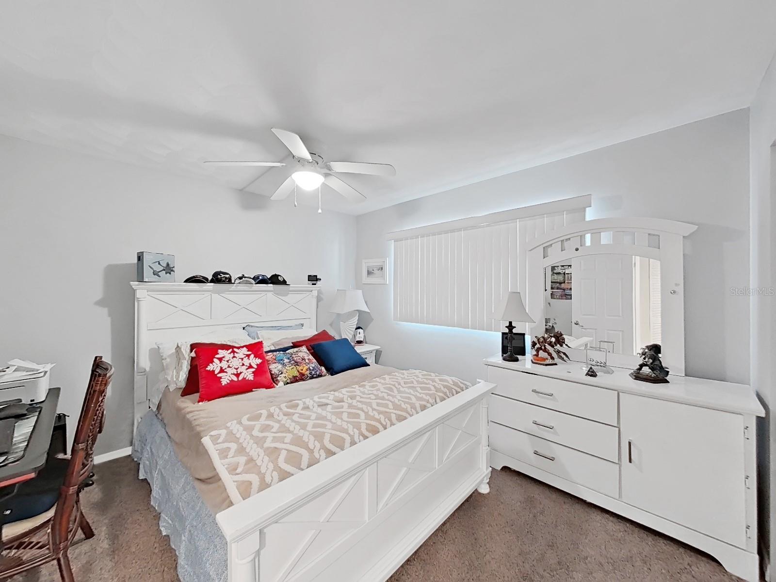 Image 27 of 47 For 19451 Gulf Boulevard 205