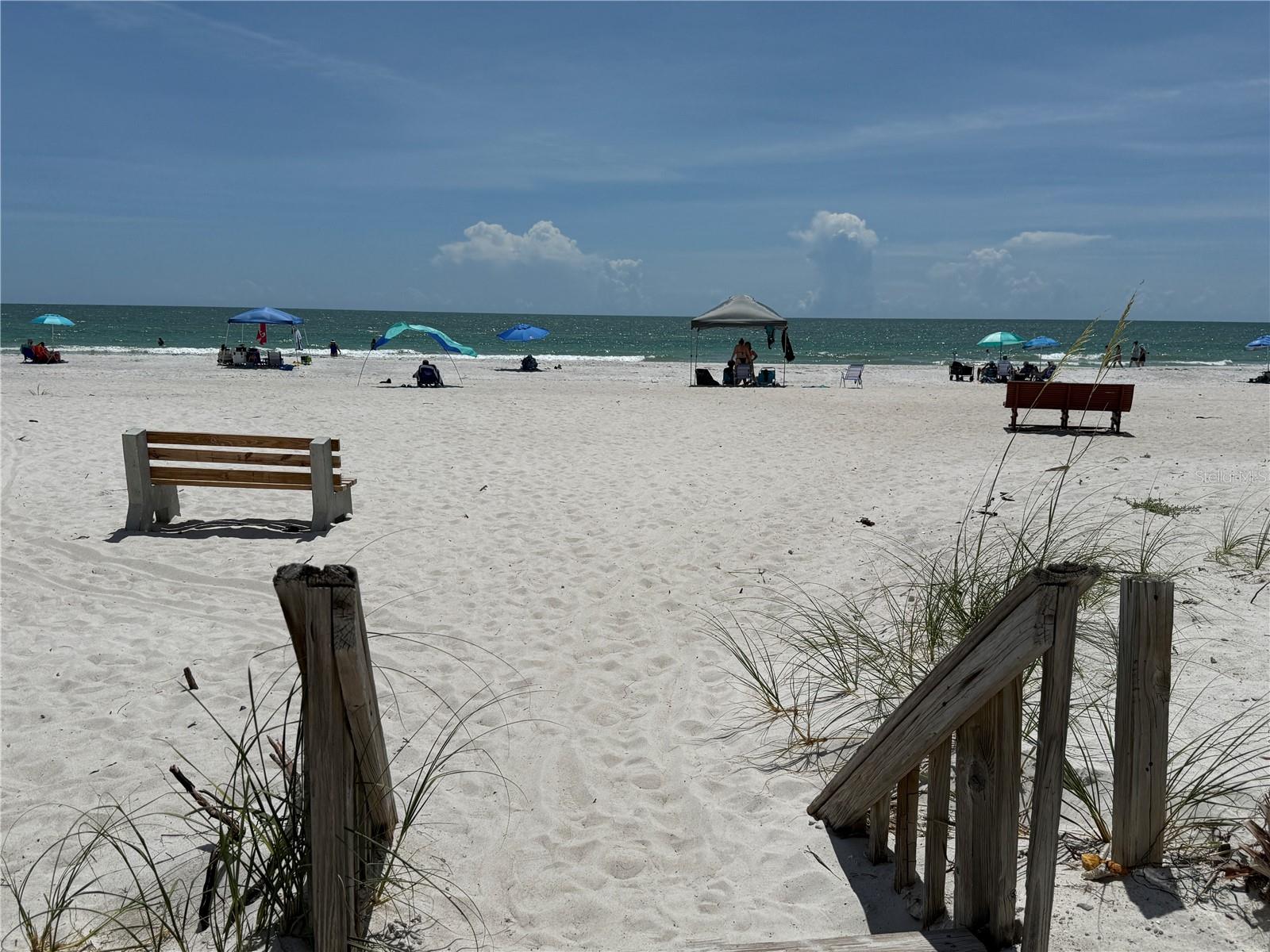 Image 45 of 47 For 19451 Gulf Boulevard 205