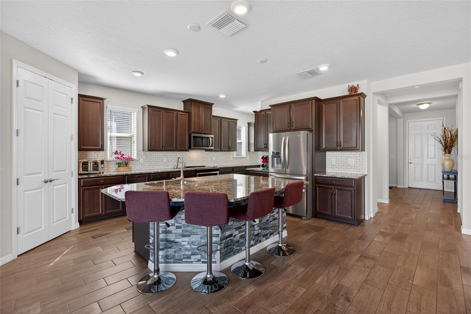 Image 14 of 82 For 1716 Nature View Drive