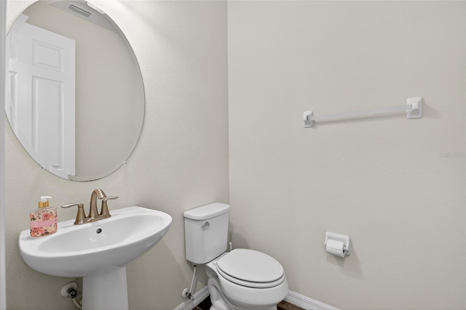 Image 25 of 82 For 1716 Nature View Drive