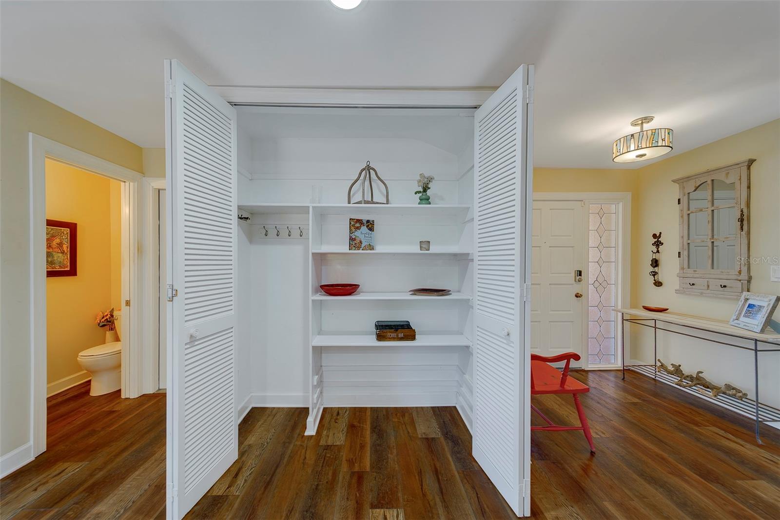 Image 21 of 87 For 14557 Anchorage Circle