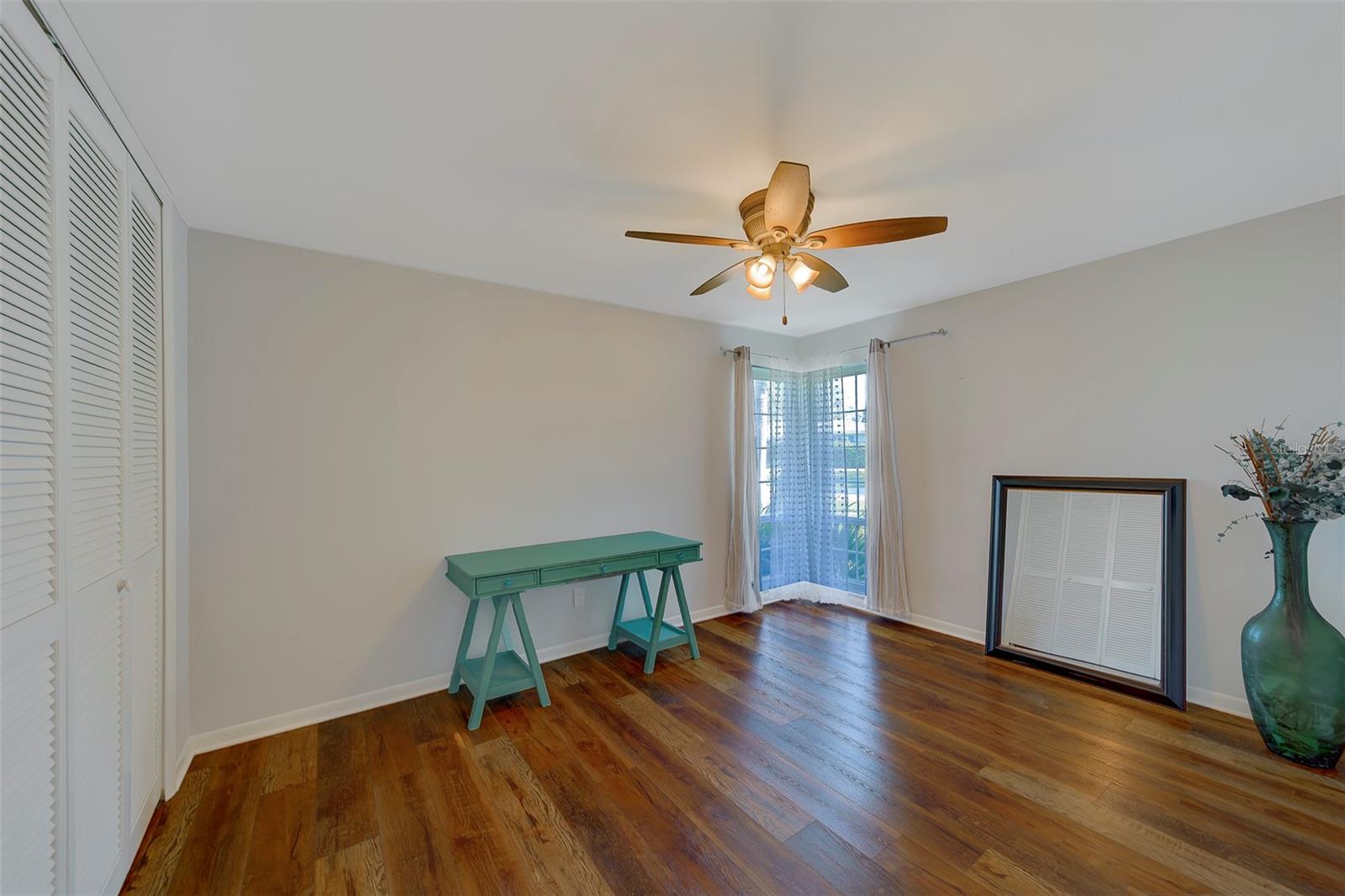 Image 27 of 87 For 14557 Anchorage Circle