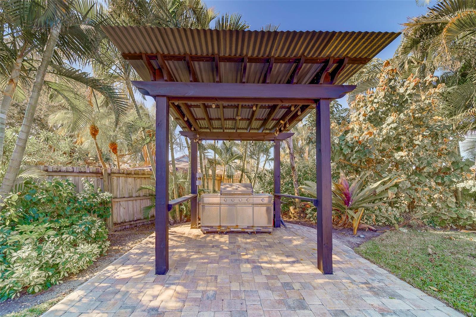 Image 65 of 87 For 14557 Anchorage Circle