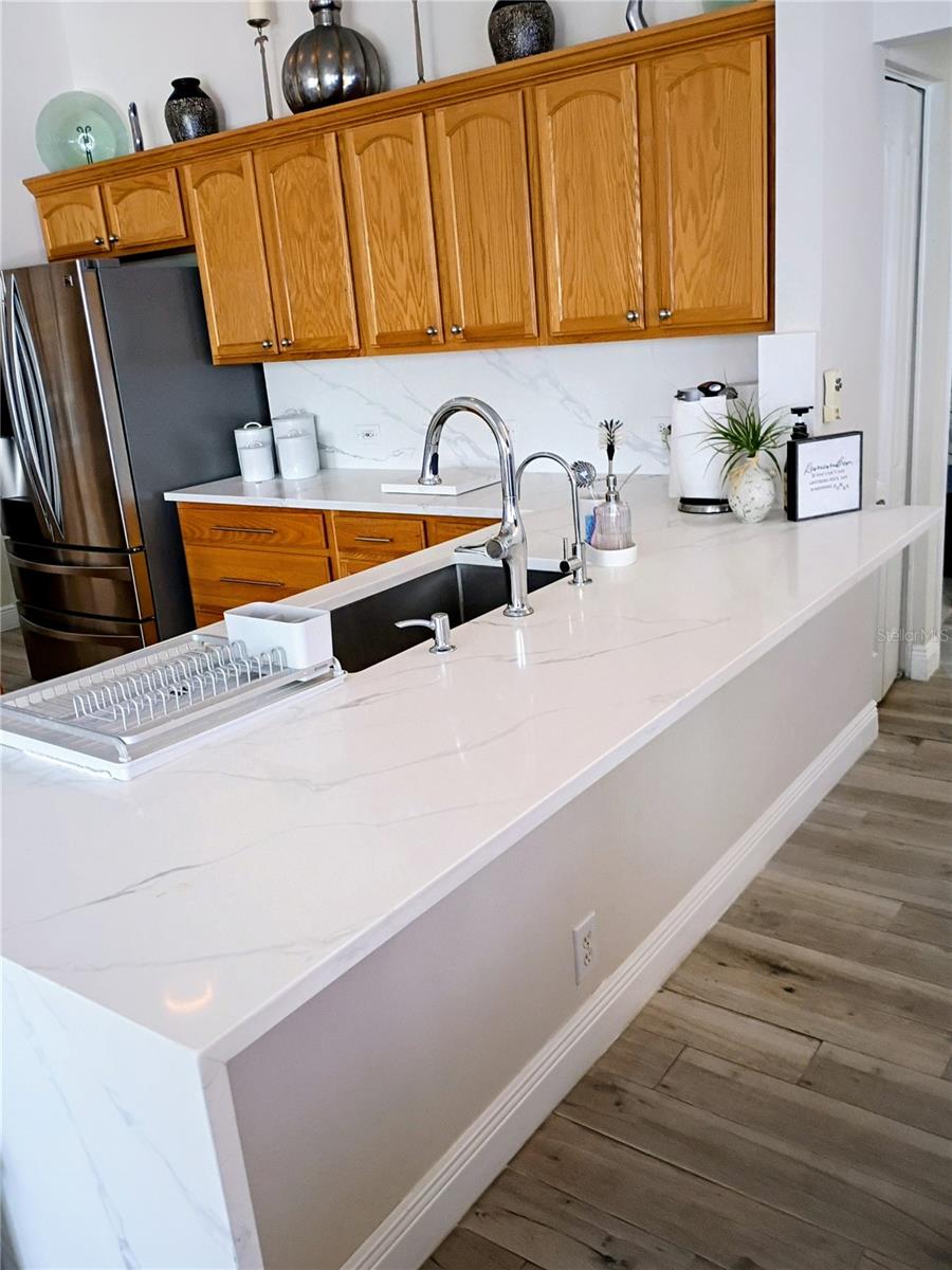 Image 12 of 37 For 9651 Venturi Drive