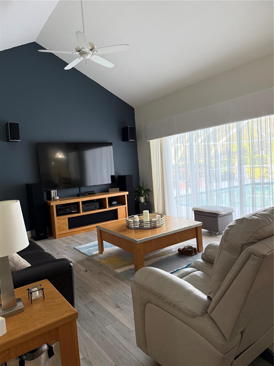 Image 16 of 37 For 9651 Venturi Drive