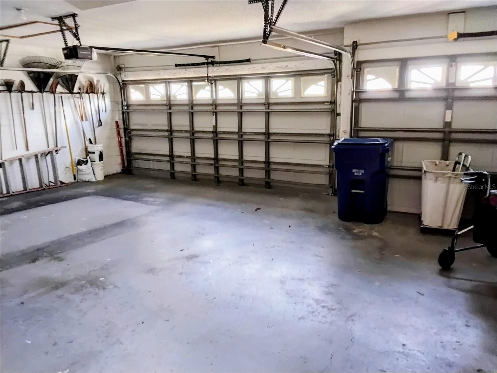 Image 36 of 37 For 9651 Venturi Drive