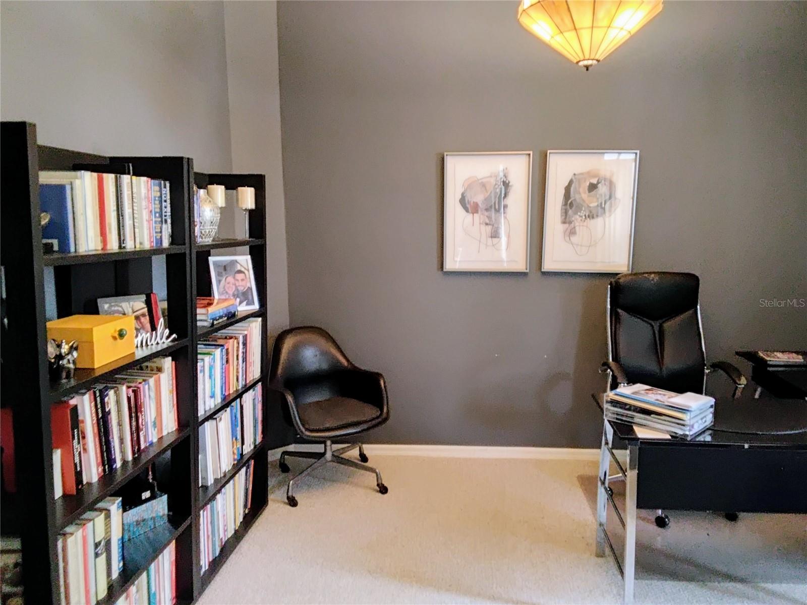 Image 7 of 37 For 9651 Venturi Drive