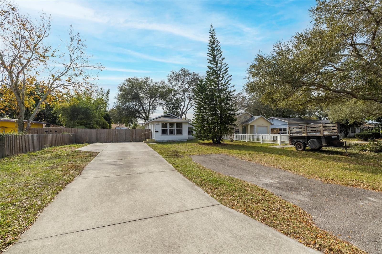 Image 14 of 17 For 2540 18th Avenue N