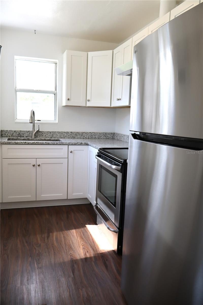 Image 2 of 17 For 2540 18th Avenue N