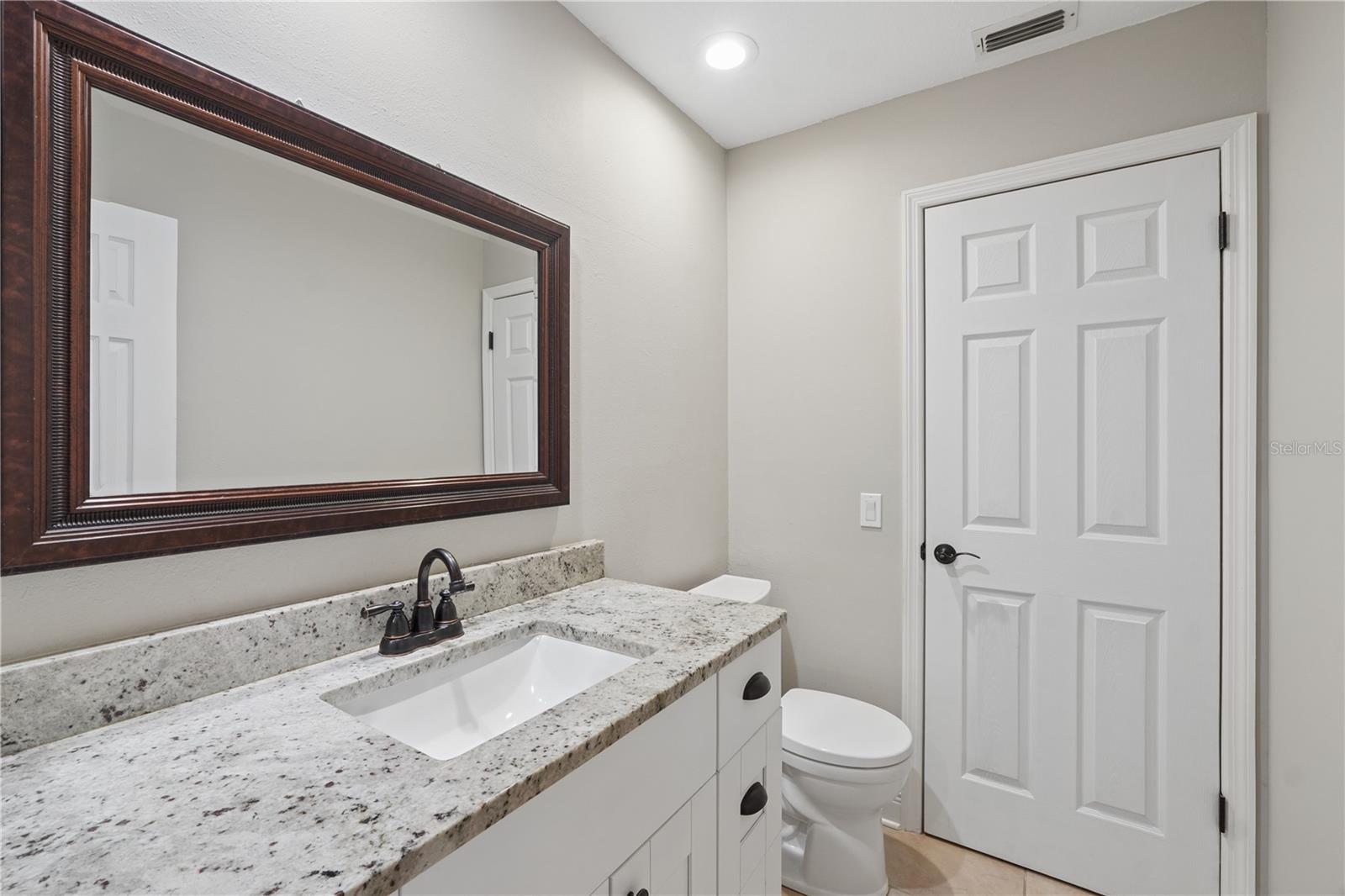 Image 10 of 41 For 8926 Gum Tree Avenue