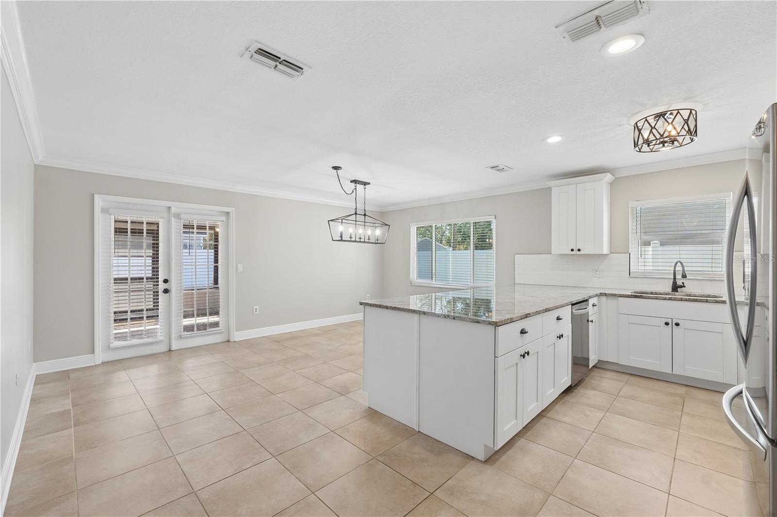 Image 3 of 41 For 8926 Gum Tree Avenue