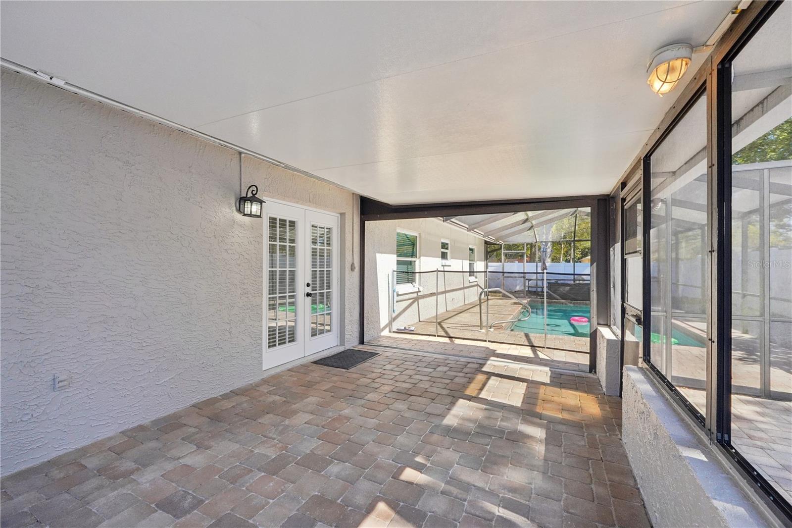 Image 31 of 41 For 8926 Gum Tree Avenue