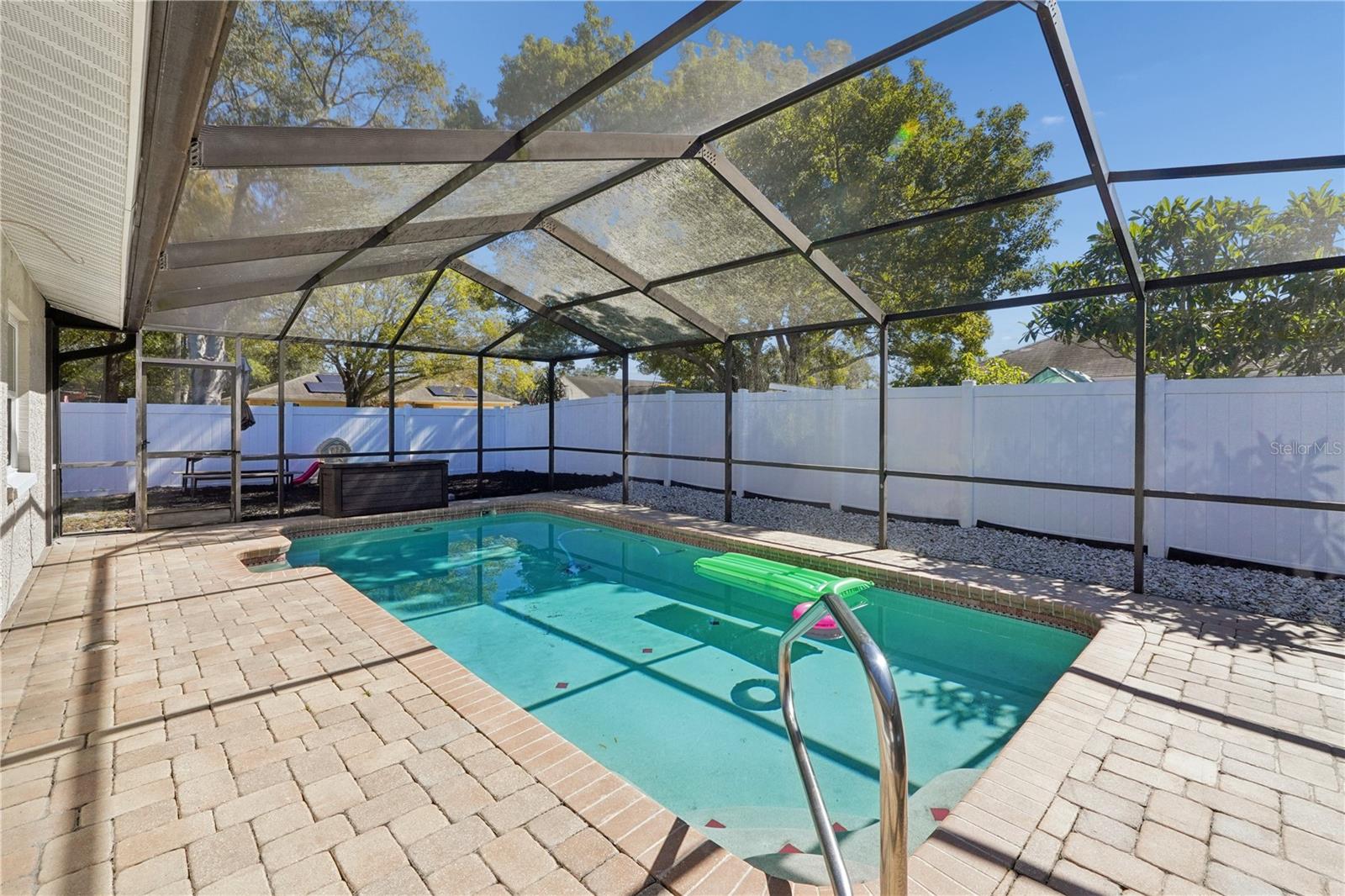 Image 35 of 41 For 8926 Gum Tree Avenue