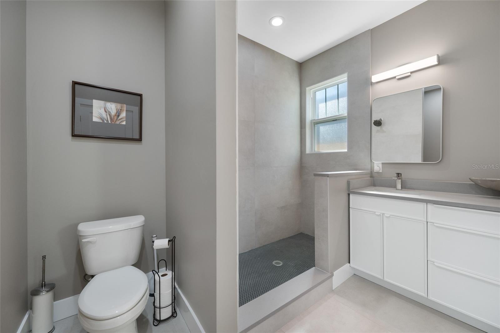 Image 34 of 39 For 2150 43rd Terrace N