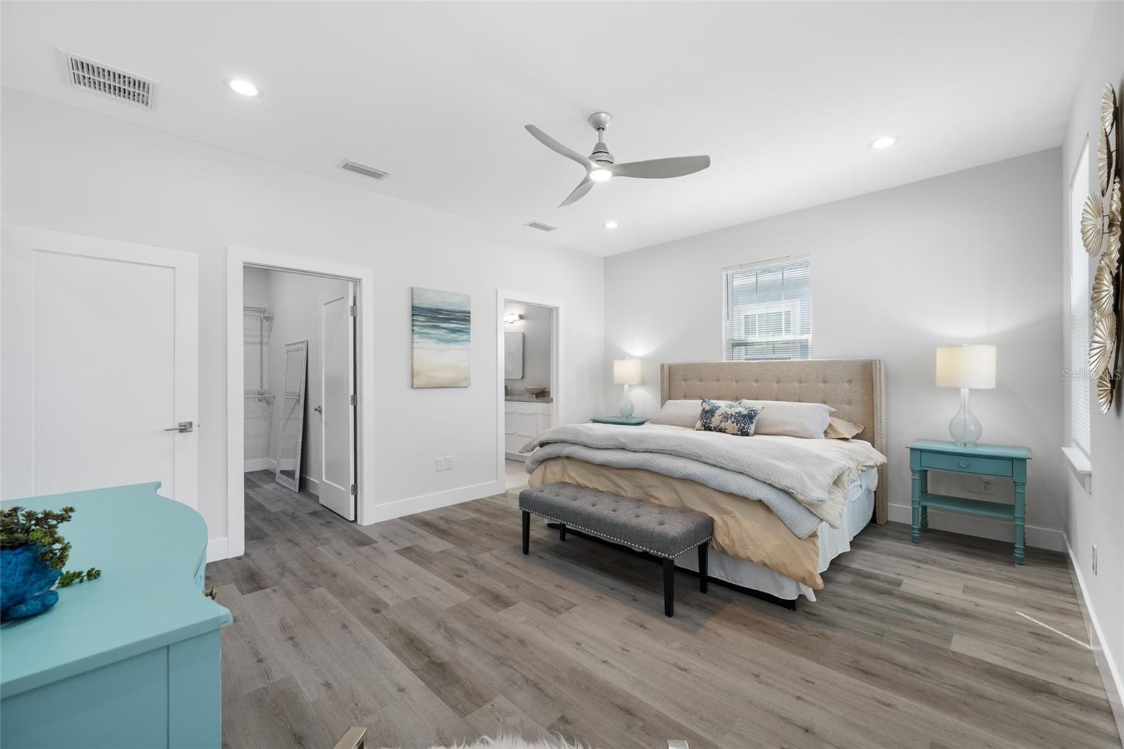 Image 36 of 39 For 2150 43rd Terrace N