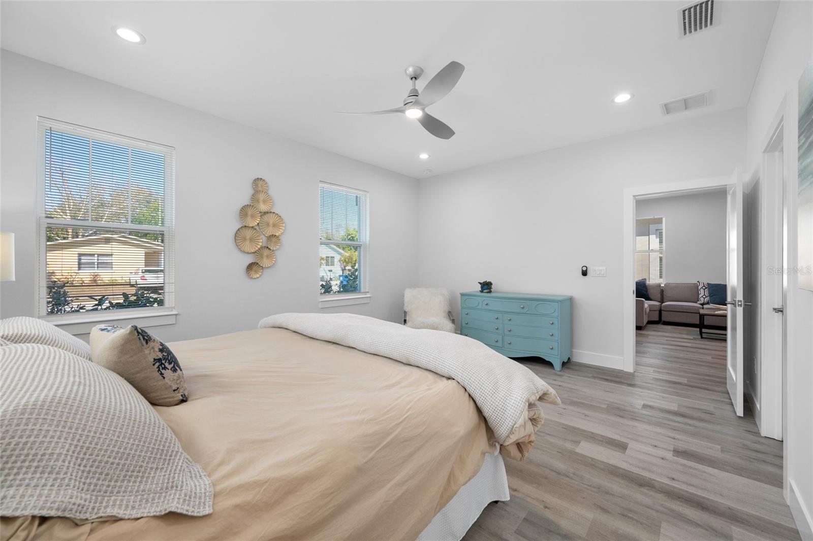 Image 37 of 39 For 2150 43rd Terrace N