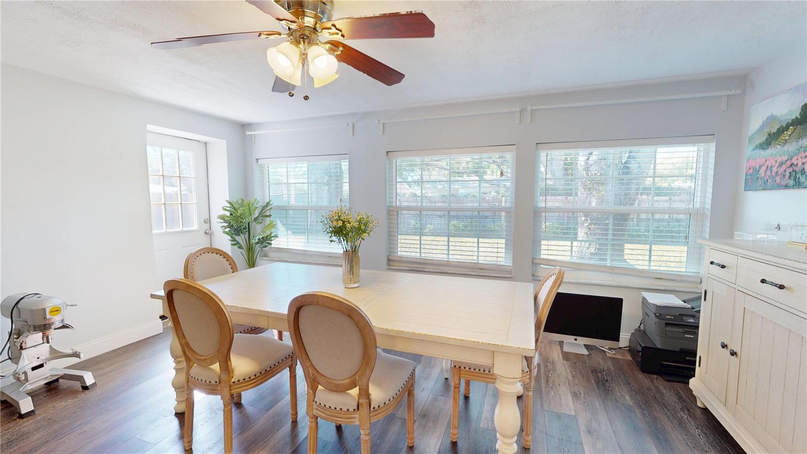 Image 26 of 49 For 2020 Yale Avenue