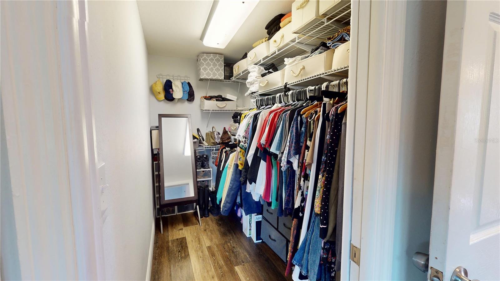 Image 33 of 49 For 2020 Yale Avenue