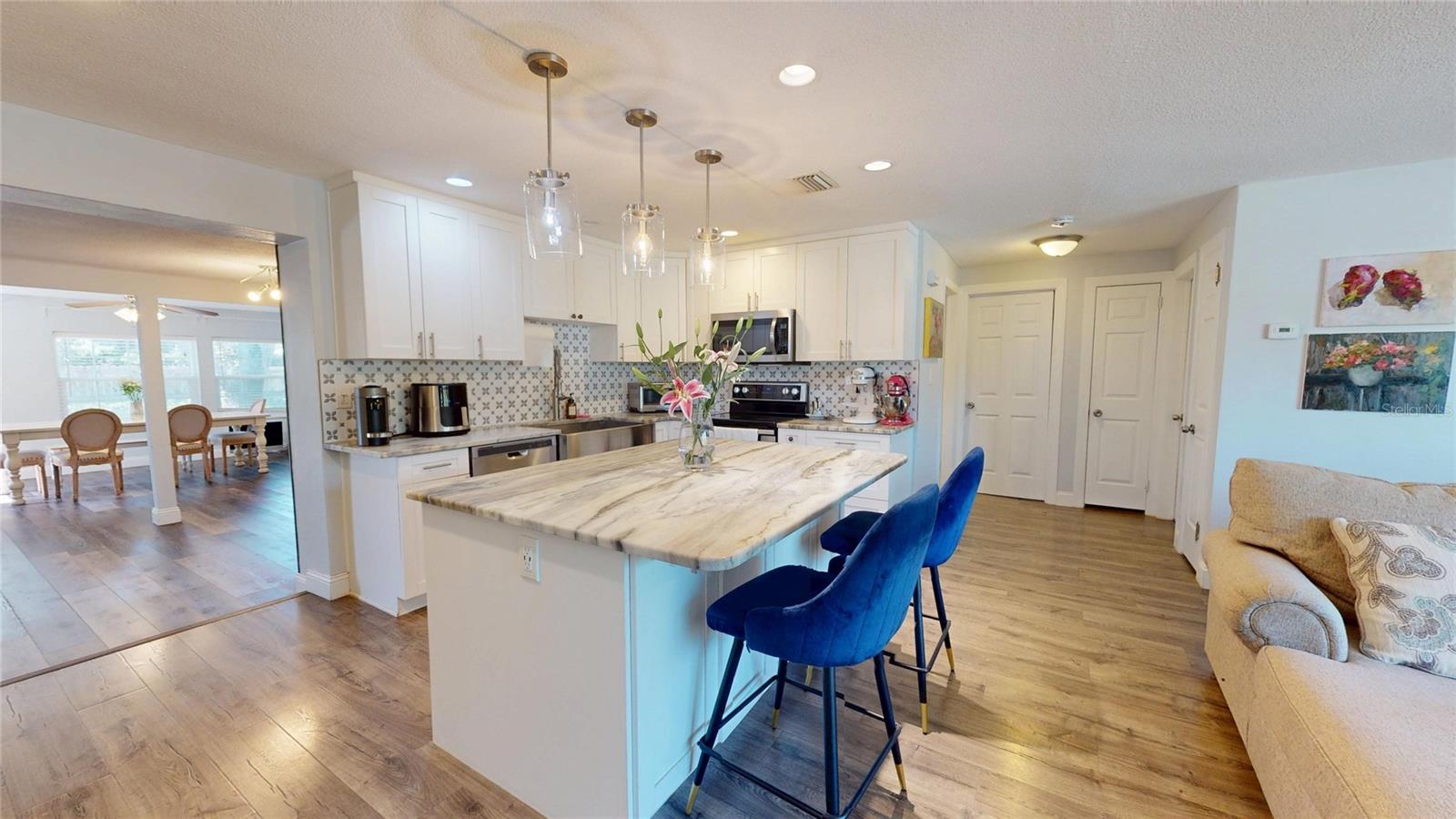 Image 36 of 49 For 2020 Yale Avenue