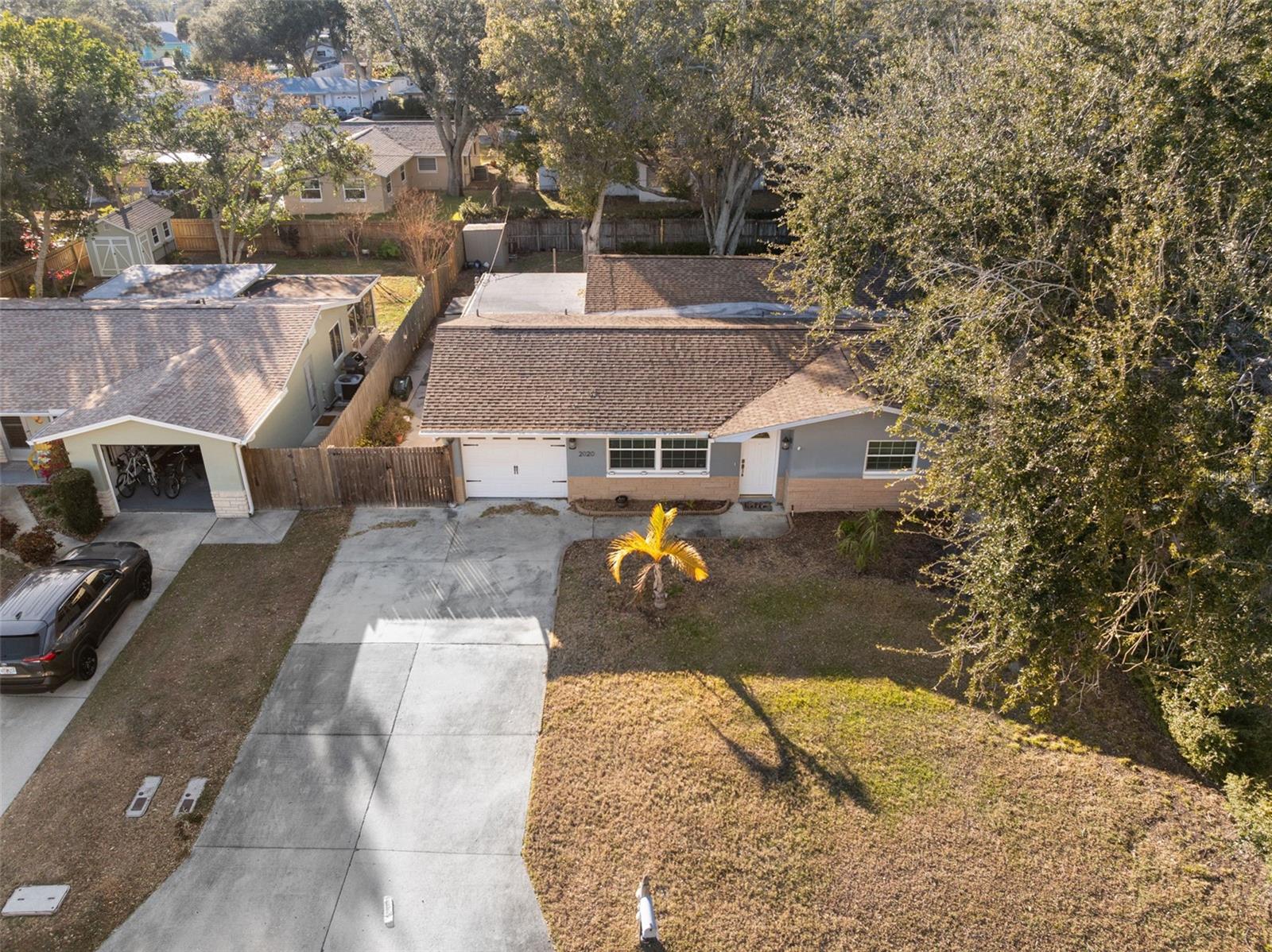 Image 39 of 49 For 2020 Yale Avenue