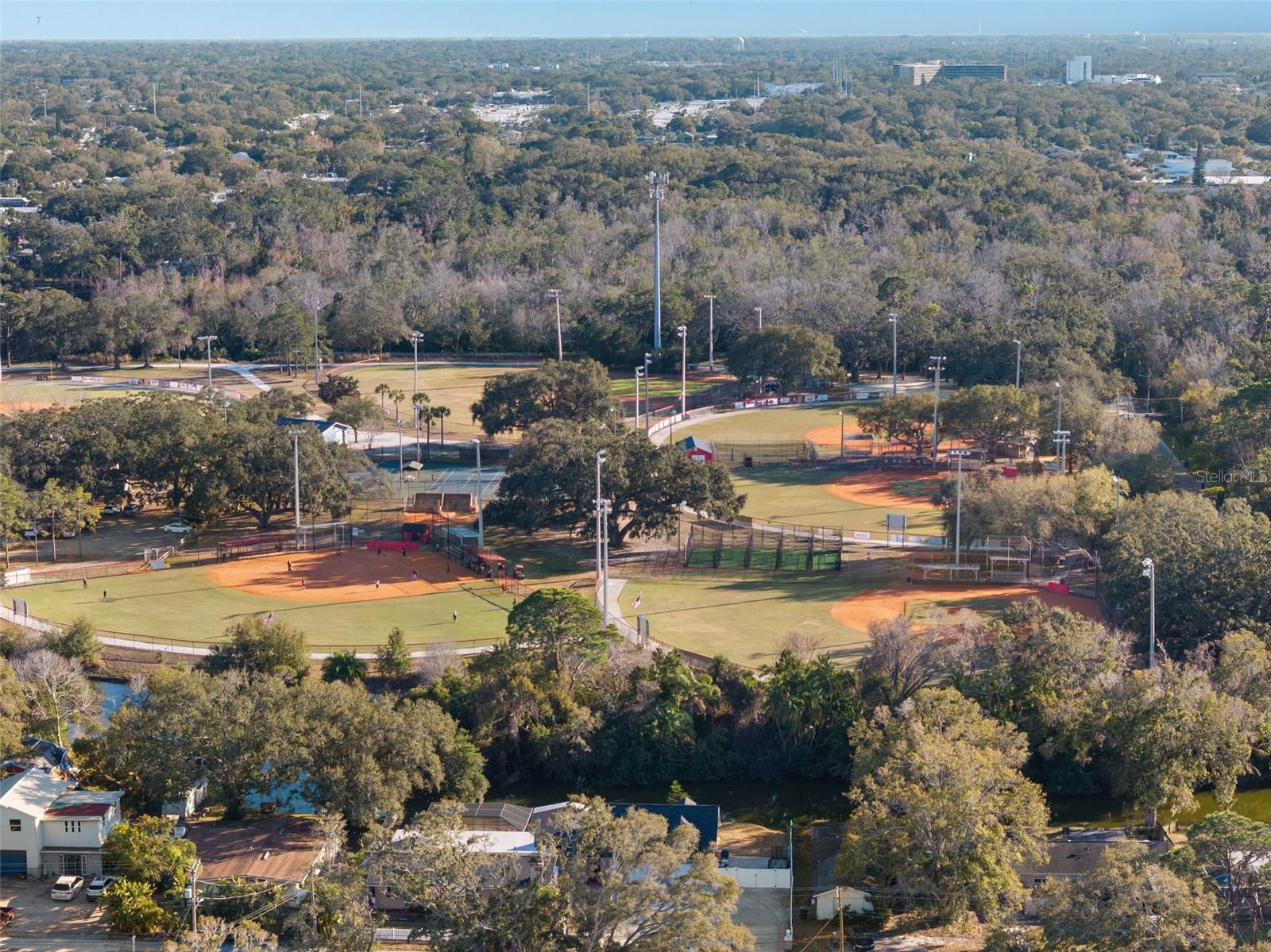 Image 43 of 49 For 2020 Yale Avenue