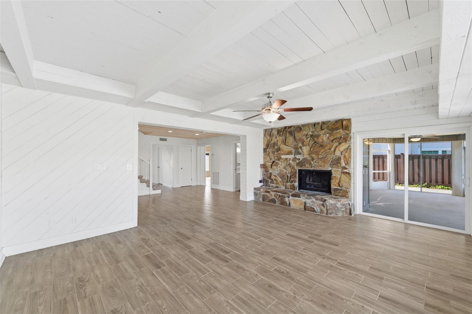 Image 17 of 50 For 8461 Flagstone Drive