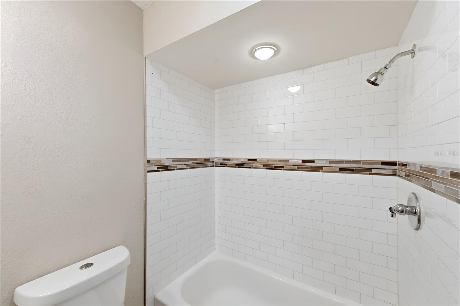 Image 25 of 50 For 8461 Flagstone Drive