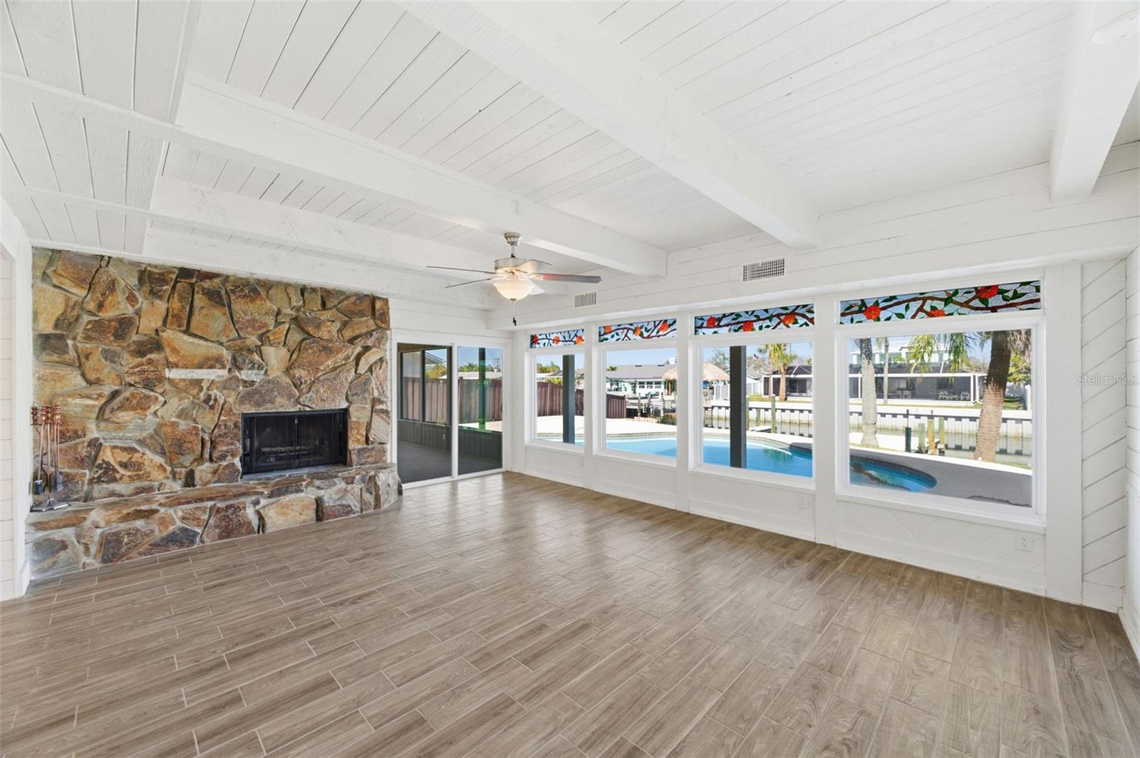 Image 7 of 50 For 8461 Flagstone Drive