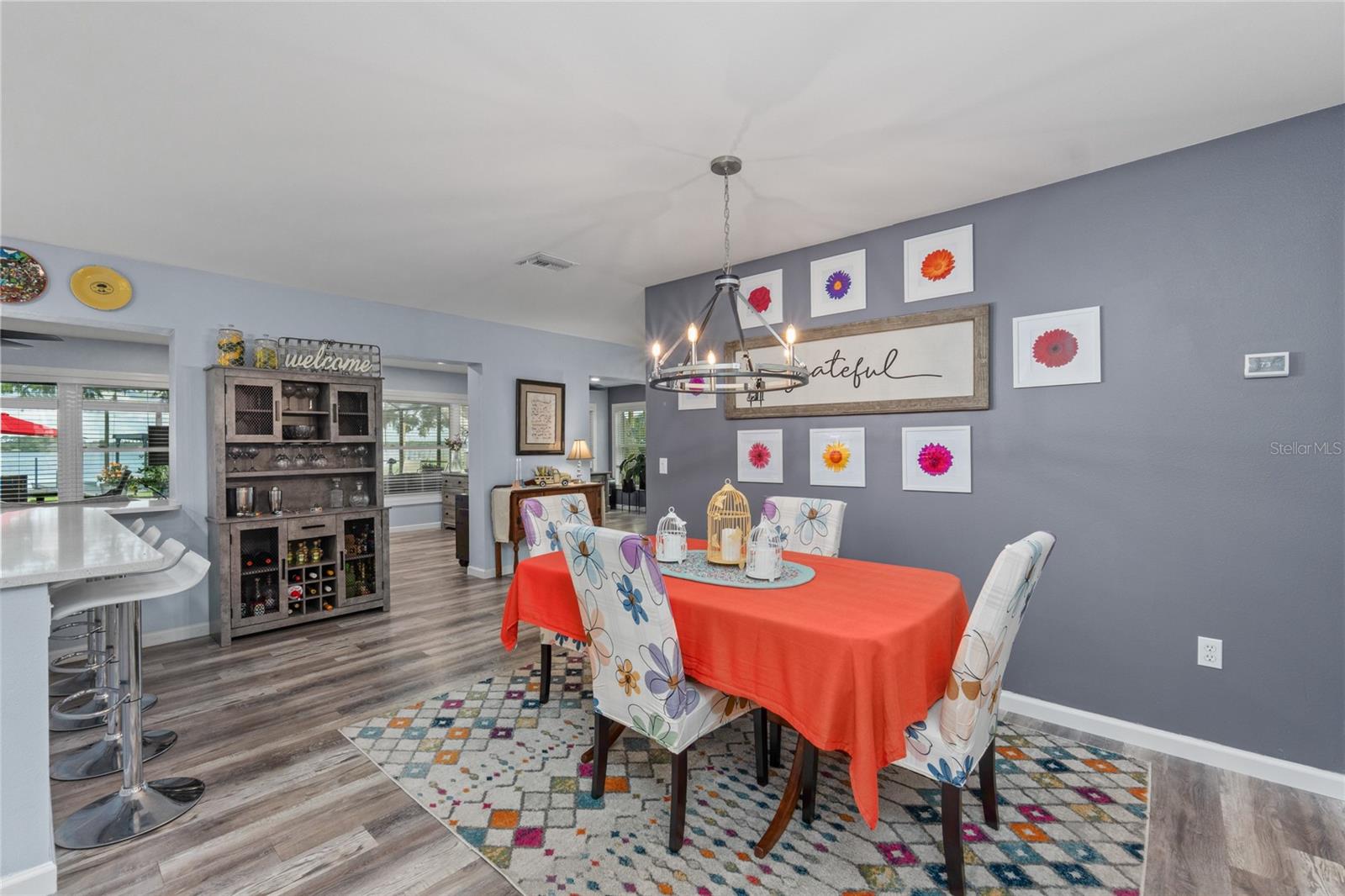 Listing photo id 31 for 297 Lakeview Drive