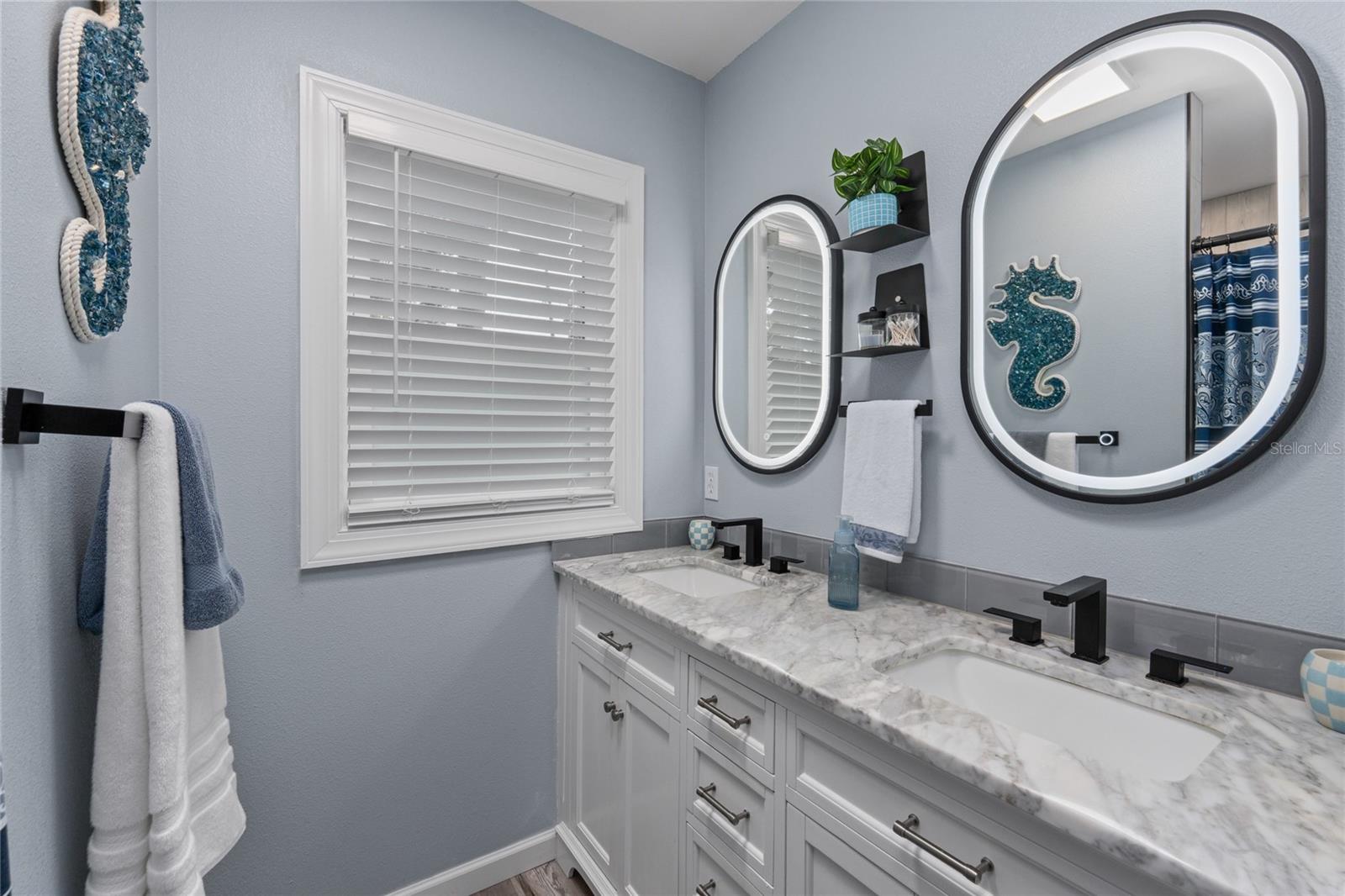 Listing photo id 42 for 297 Lakeview Drive