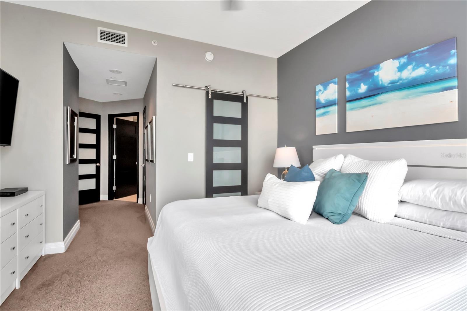 Image 22 of 38 For 449 12th Street 1006