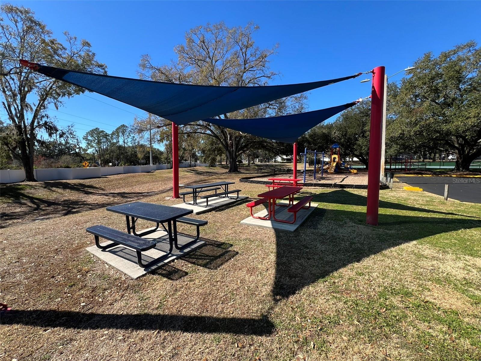 Image 40 of 46 For 7715 Willow Park Drive