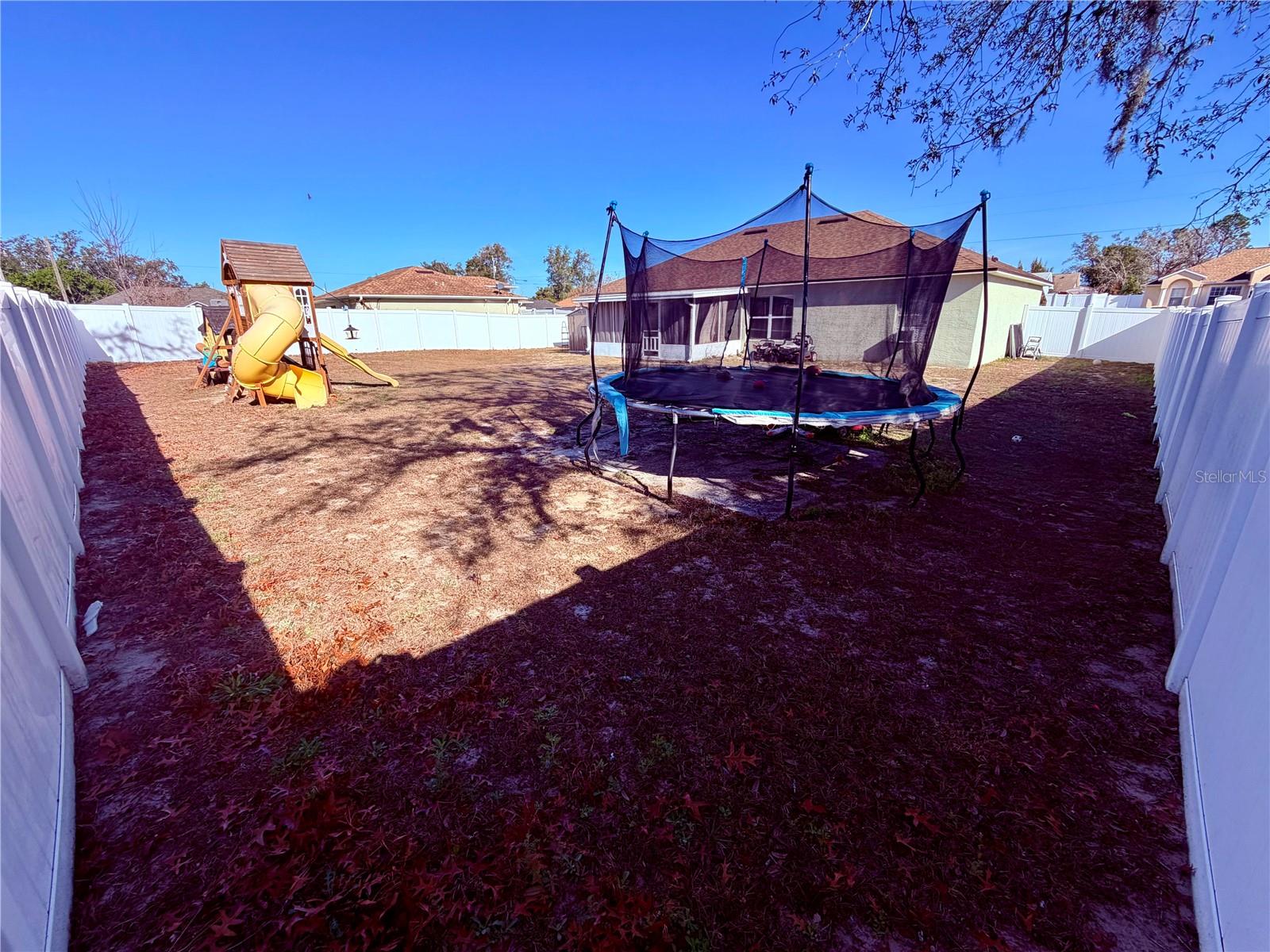 Image 21 of 23 For 12084 Rockford Street