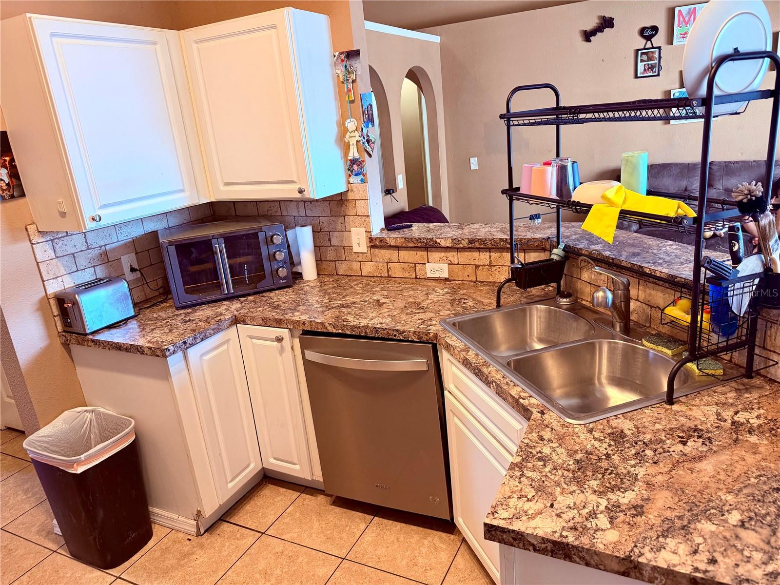 Image 9 of 23 For 12084 Rockford Street