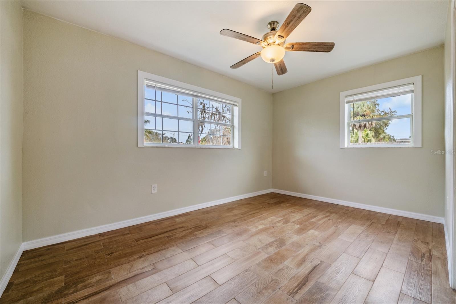 Image 21 of 40 For 5312 Dartmouth Road