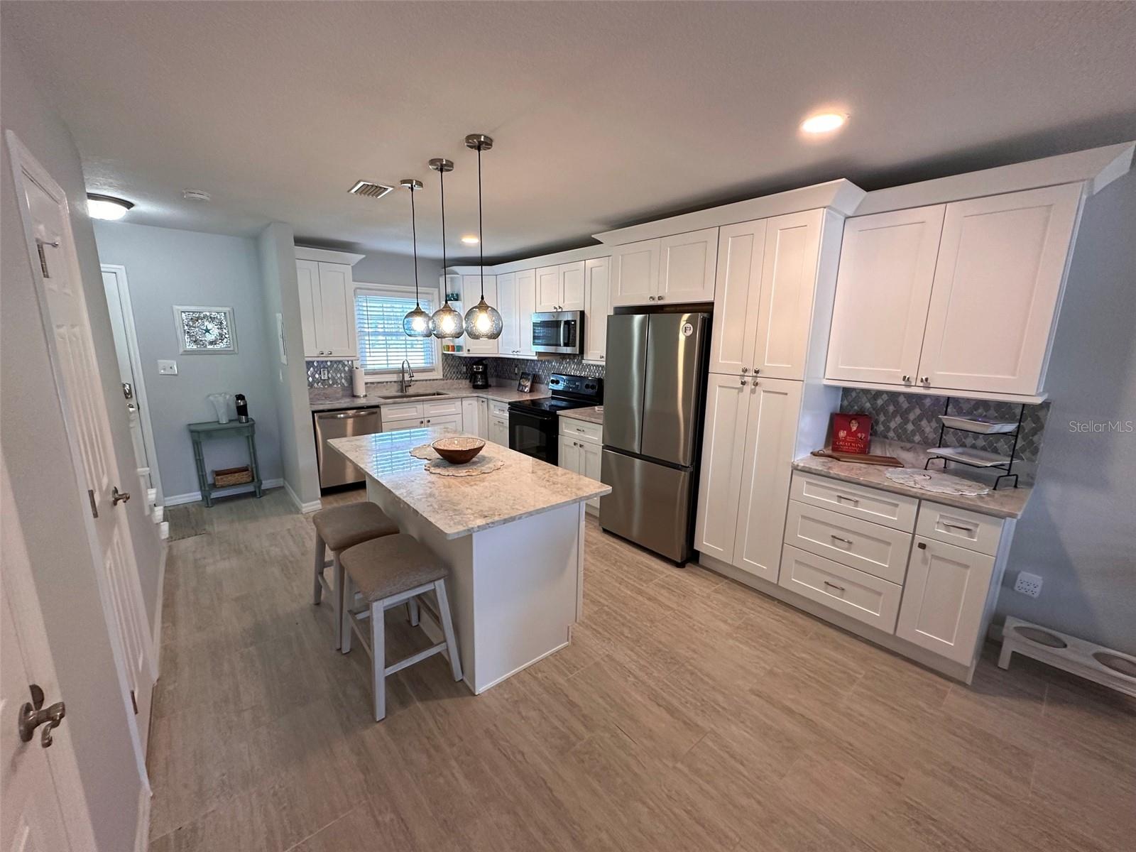 Image 4 of 37 For 4750 Snook Drive Se